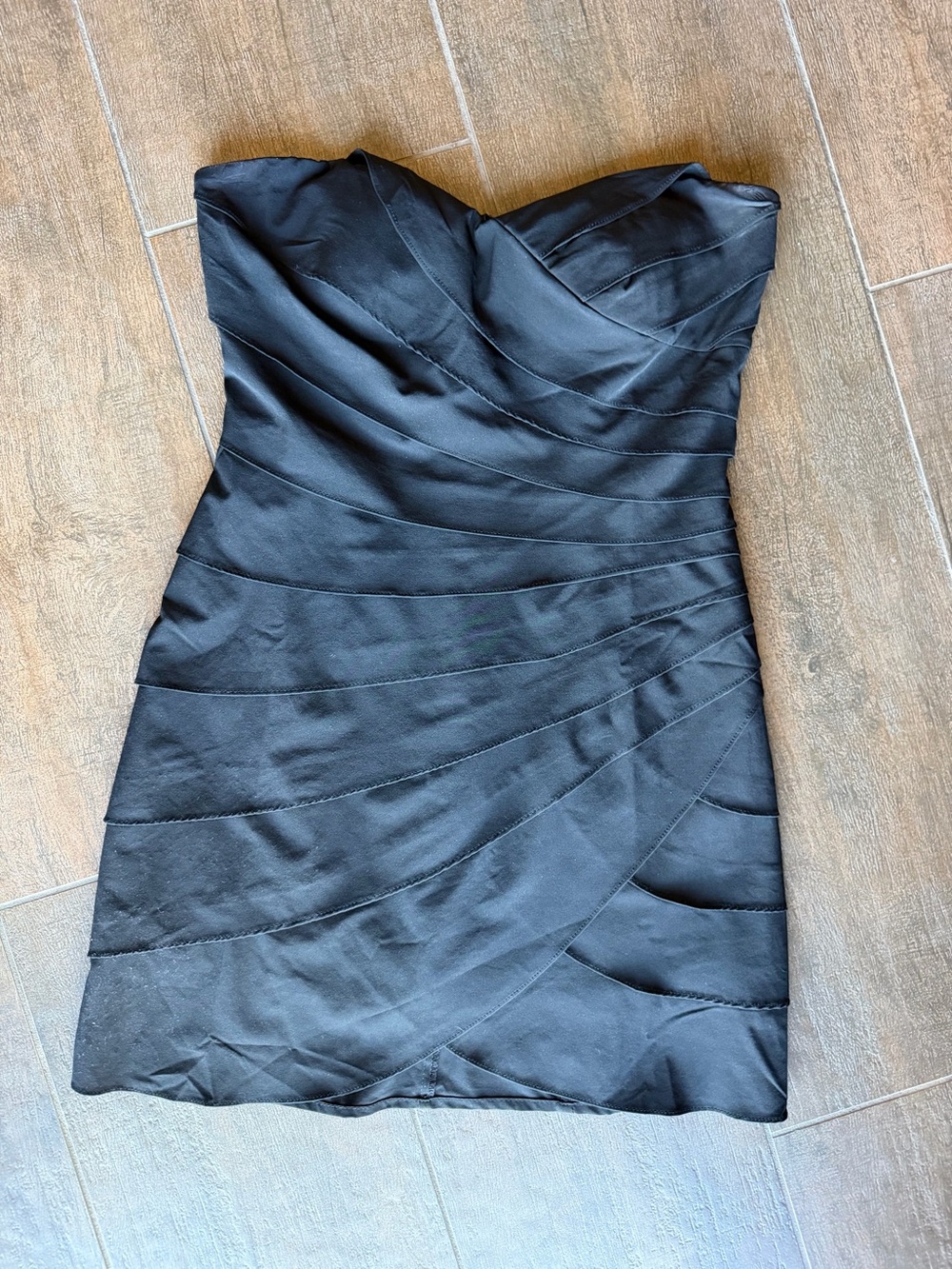 Strapless Black Ruched Cocktail Dress